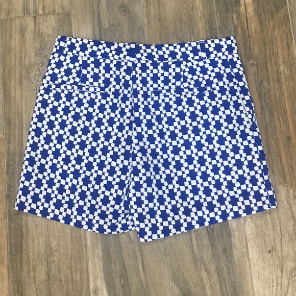 Banana Republic Geometric Print Shorts - Picture 3 of 7
